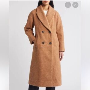 BCBGMAXAZRIA 
Double-Breasted Bouclé Long Coat - Toffee